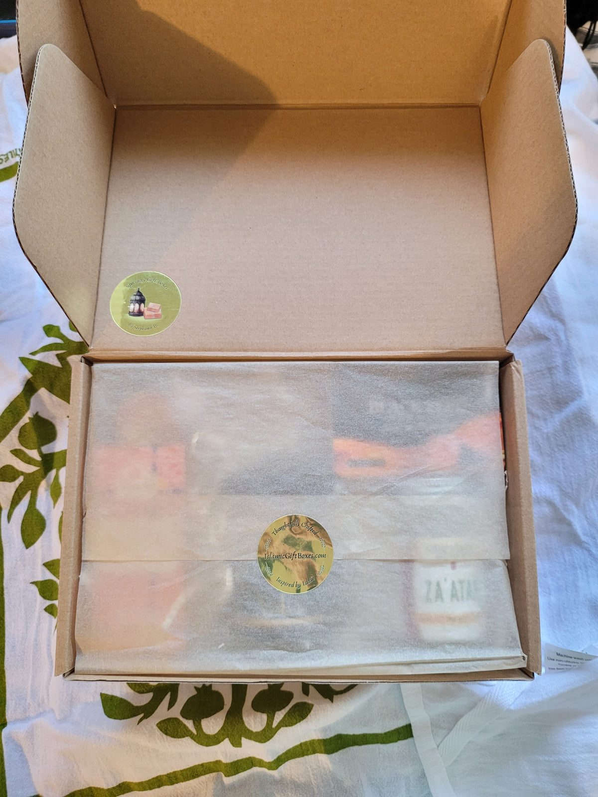 Medium Gift Box (Base Price)
